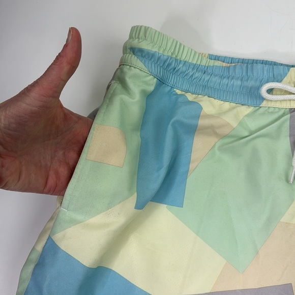 21 Men Men's yellow pastel  shorts / trunks - Picture 2 of 9
